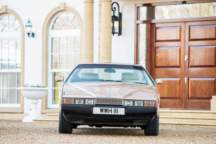  Aston Martin Lagonda 1978 года  (UK) (фото 18 из 19)